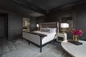 Tower King Chicago Suite